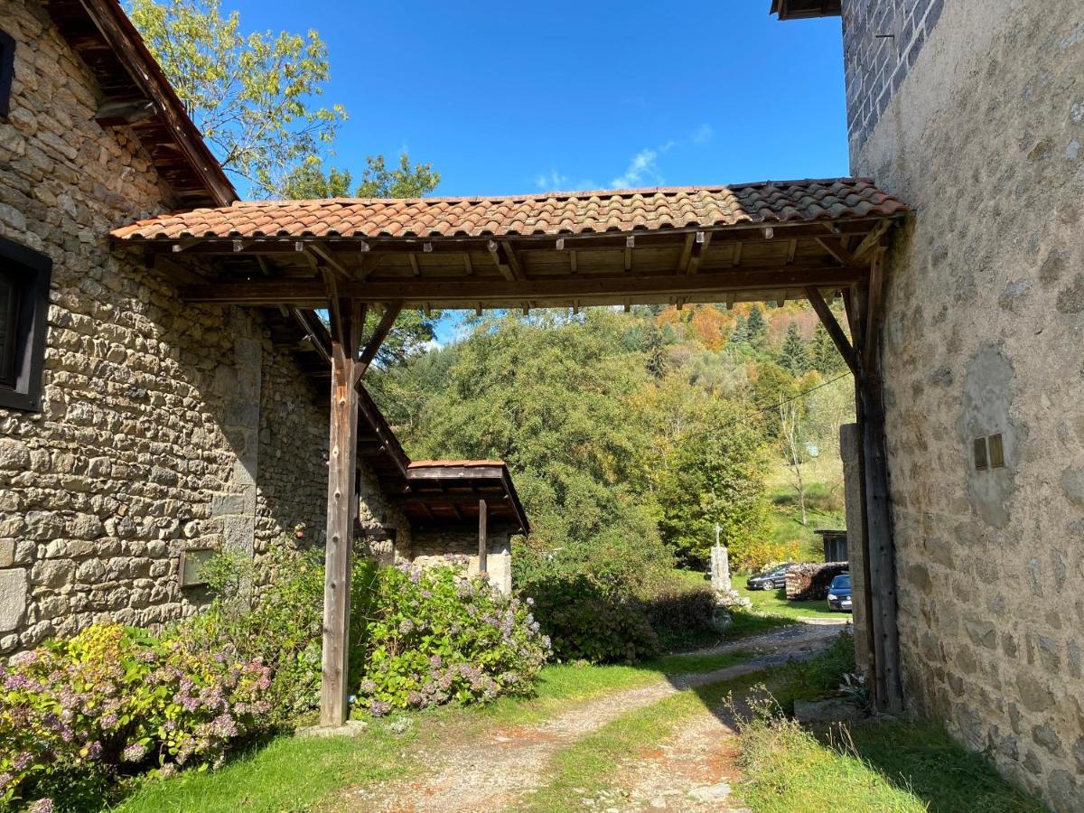 La Vaisse Acomodação com café da manhã Ambert Exterior foto