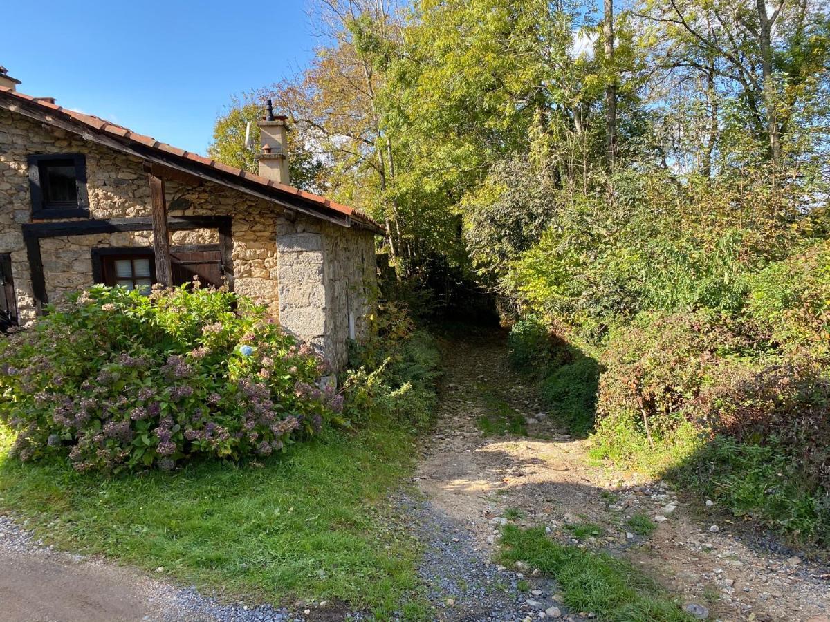 La Vaisse Acomodação com café da manhã Ambert Exterior foto
